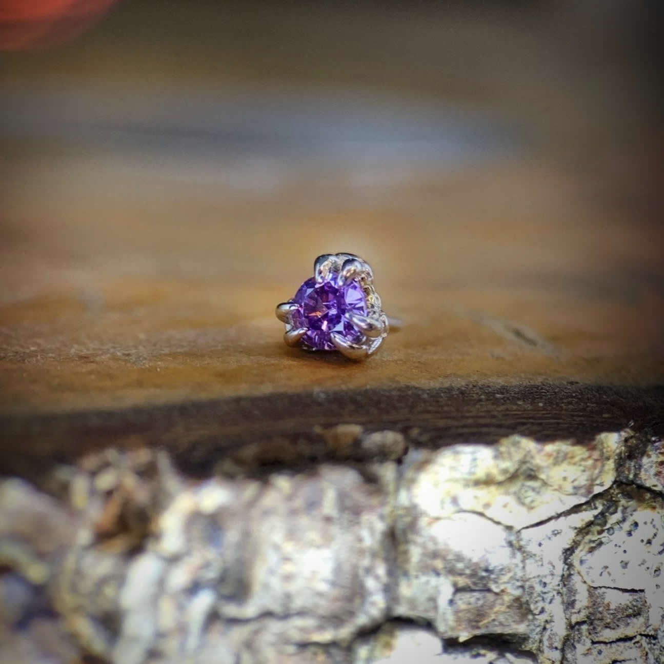 Pigeon Claw Gem - Amethyst Cubic Zirconia